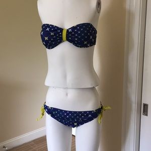 Hurley Logo Bikini w/ strapless top